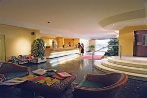 Roc Oberoy - Adults Only Hotel